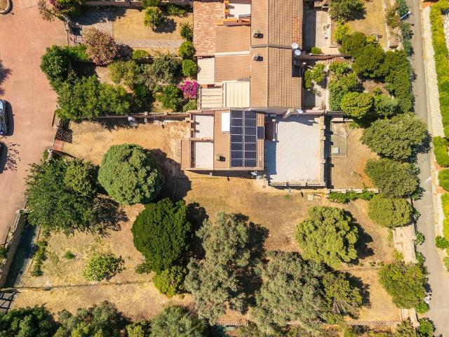 Villa Indipendente in vendita a Pula, Sardigna/Sardegna