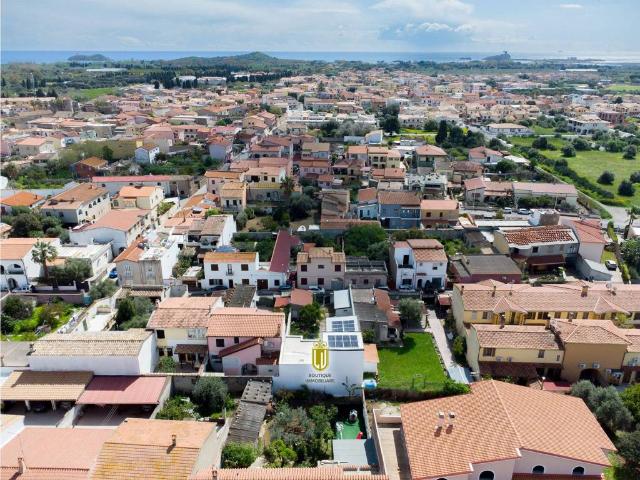 Villa Indipendente in vendita a Pula, Sardigna/Sardegna