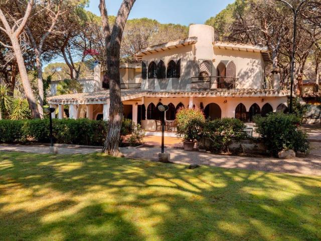 Villa Indipendente in vendita a Comunione La Perla Marina, Pula