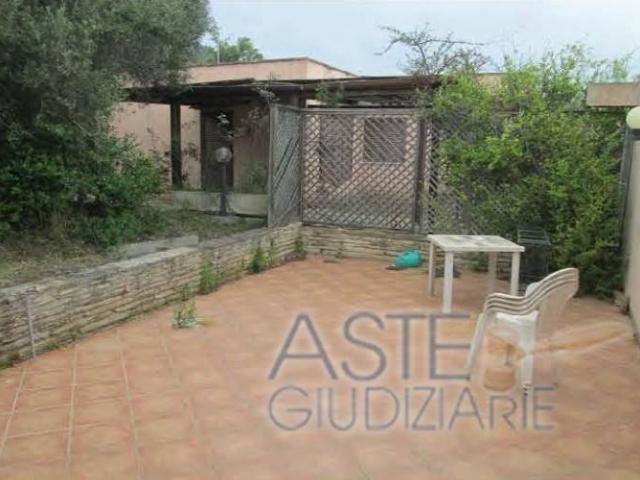Villa Indipendente in vendita a Pula, Sardigna/Sardegna