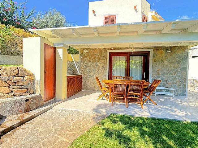 Villa Indipendente in vendita a Domus De Maria, Sardigna/Sardegna