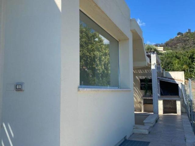 Villa Indipendente in vendita a Pula, Sardigna/Sardegna
