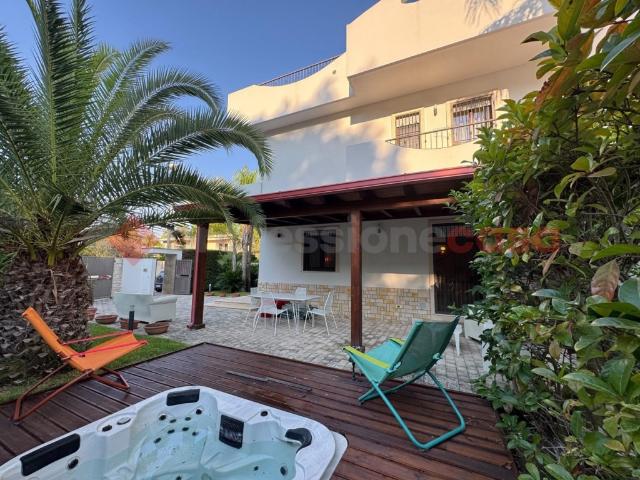 Villa Indipendente in vendita a Puglia, Taranto