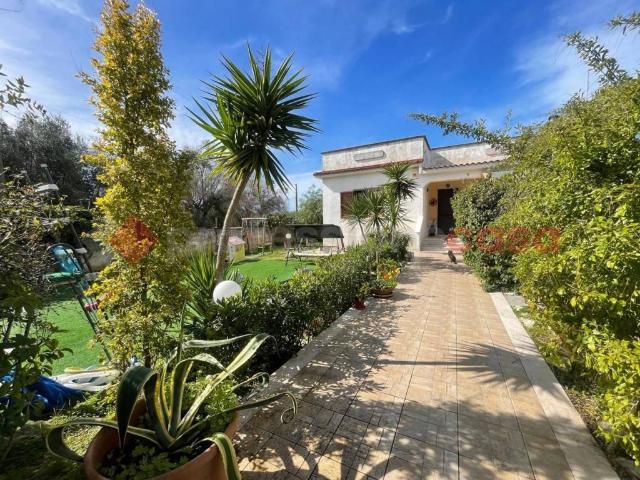 Villa Indipendente in vendita a Baia dei pescatori, Puglia