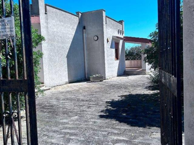 Villa Indipendente in vendita a Montedarena, Puglia