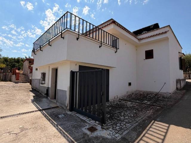 Villa Indipendente in vendita a Puglia, Bari