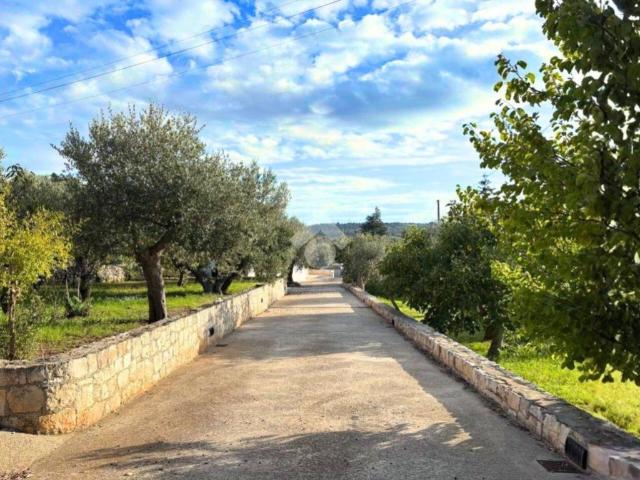 Villa Indipendente in vendita a Putignano, Bari