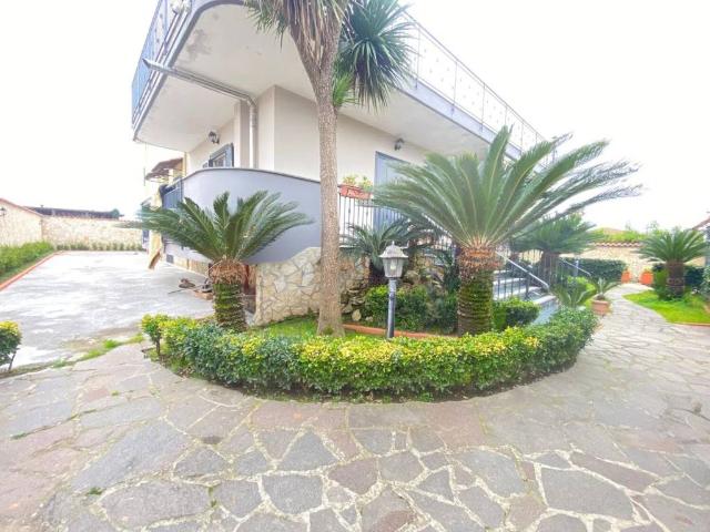 Villa Indipendente in vendita a Qualiano, Campania