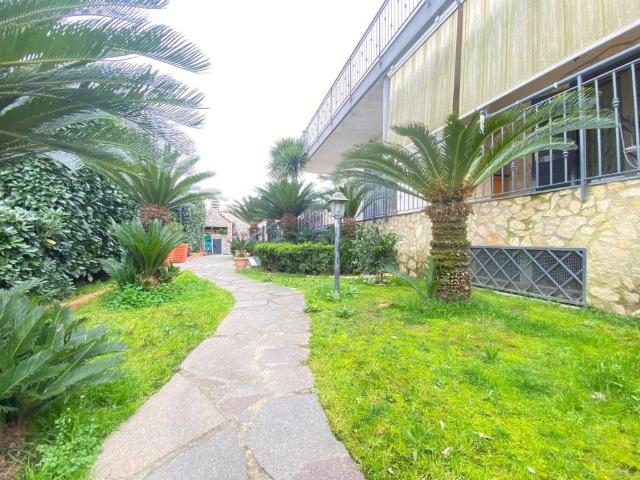 Villa Indipendente in vendita a Qualiano, Campania