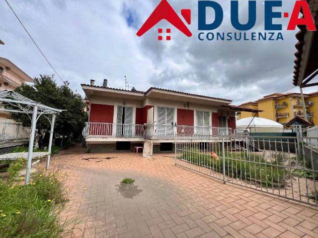 Villa Indipendente in vendita a Qualiano, Napoli