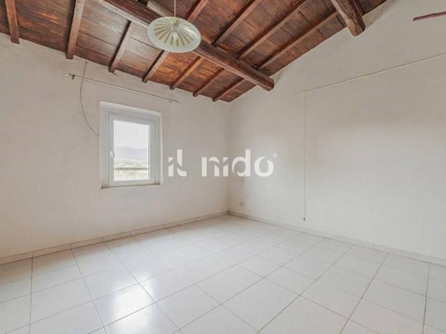 Villa Indipendente in vendita a Quarrata, Toscana