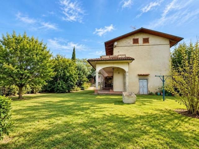 Villa Indipendente in vendita a Catena, Quarrata
