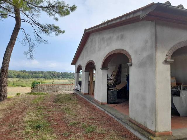 Villa Indipendente in vendita a Case Ferretti, Quarrata
