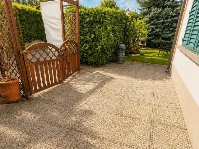 Villa Indipendente in vendita a Quarrata, Pistoia