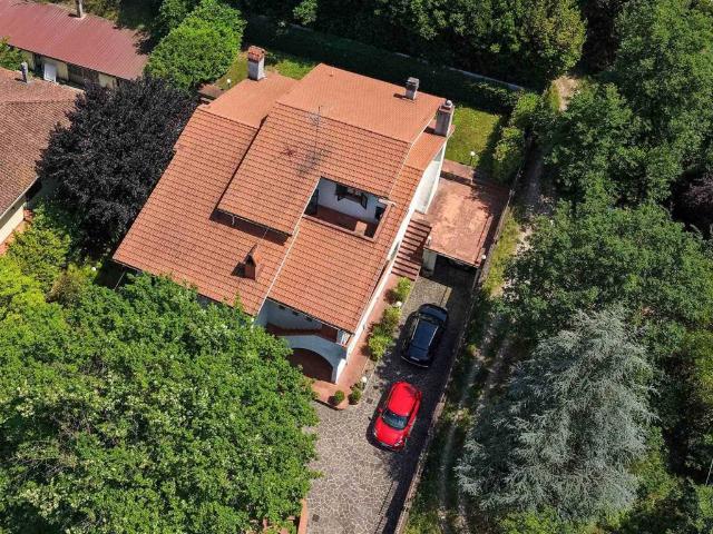 Villa Indipendente in vendita a Quarrata, Toscana