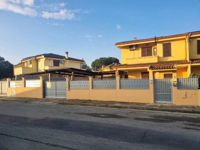 Villa Indipendente in vendita a Marina di Capitana, Quartu Sant'elena