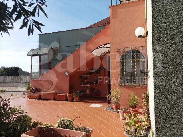 Villa Indipendente in vendita a Mràxini Arrùbiu/Margine Rosso, Quartu Sant'elena