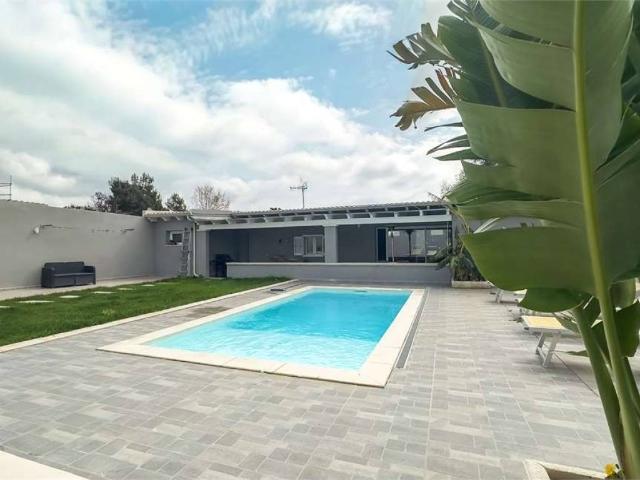 Villa Indipendente in vendita a Quartu Sant'elena, Sardigna/Sardegna