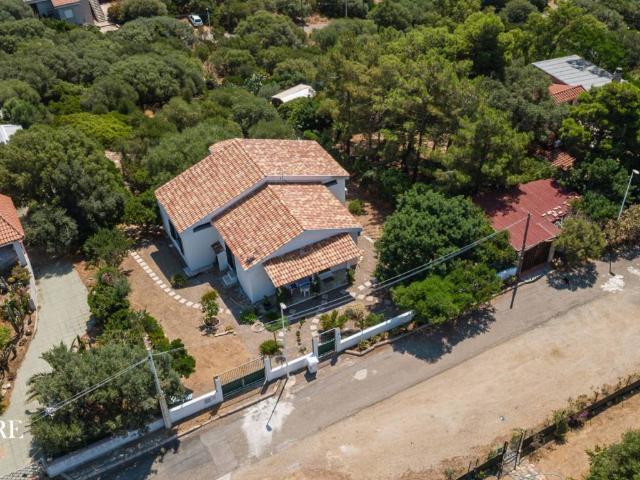 Villa Indipendente in vendita a Quartu Sant'elena, Sardigna/Sardegna