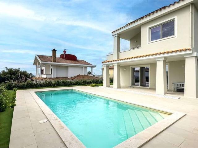 Villa Indipendente in vendita a Mràxini Arrùbiu/Margine Rosso, Quartu Sant'elena