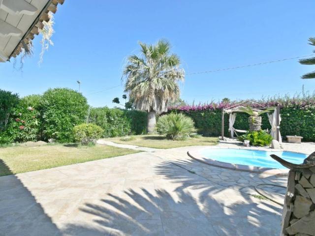 Villa Indipendente in vendita a Quartu Sant'elena, Sardigna/Sardegna