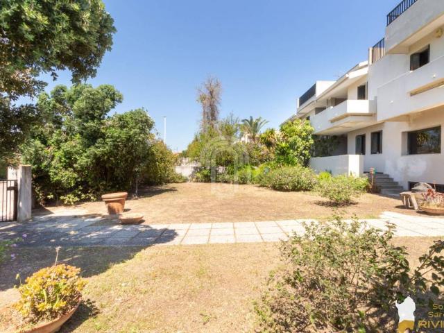 Villa Indipendente in vendita a Mràxini Arrùbiu/Margine Rosso, Quartu Sant'elena