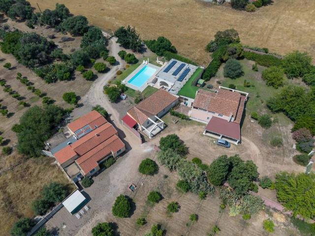 Villa Indipendente in vendita a Sant'Isidoro, Quartucciu