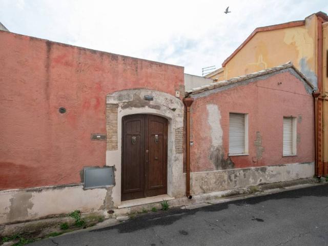 Villa Indipendente in vendita a Quartucciu, Sardigna/Sardegna