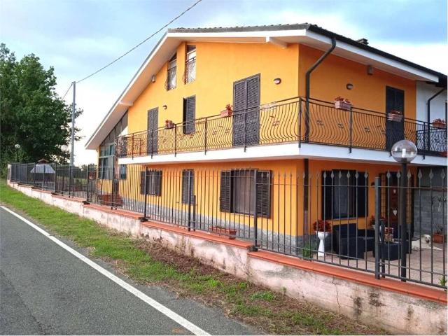 Villa Indipendente in vendita a Piemonte, Alessandria