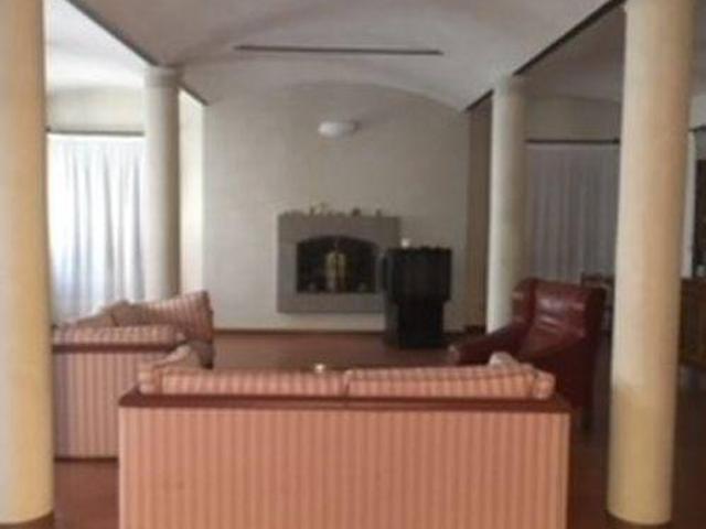 Villa Indipendente in vendita a Colline Matildiche, Re