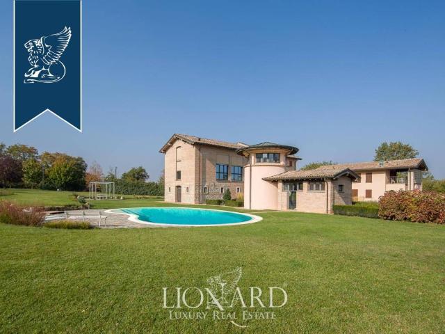 Villa Indipendente in vendita a Colline Matildiche, Re