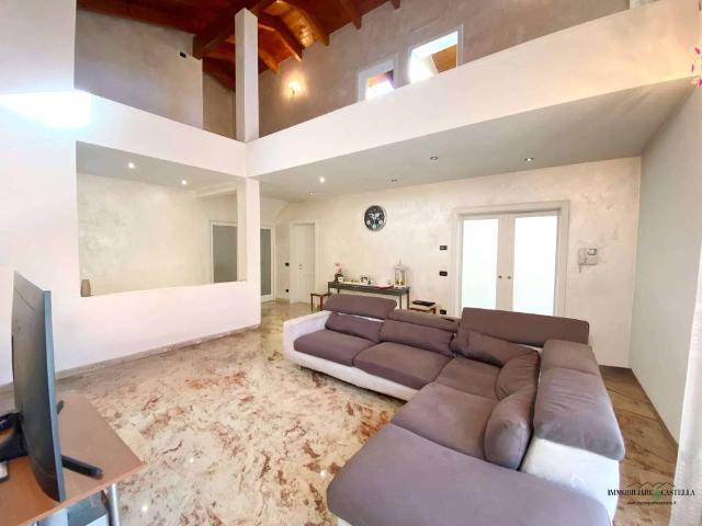 Villa Indipendente in vendita a Colline Matildiche, Re