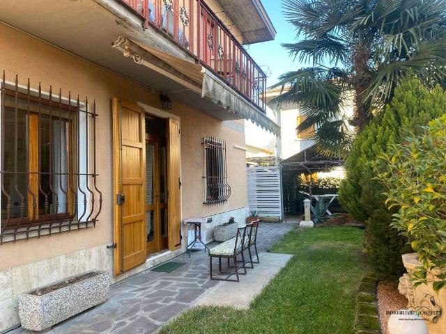 Villa Indipendente in vendita a Colline Matildiche, Re