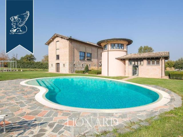 Villa Indipendente in vendita a Colline Matildiche, Re