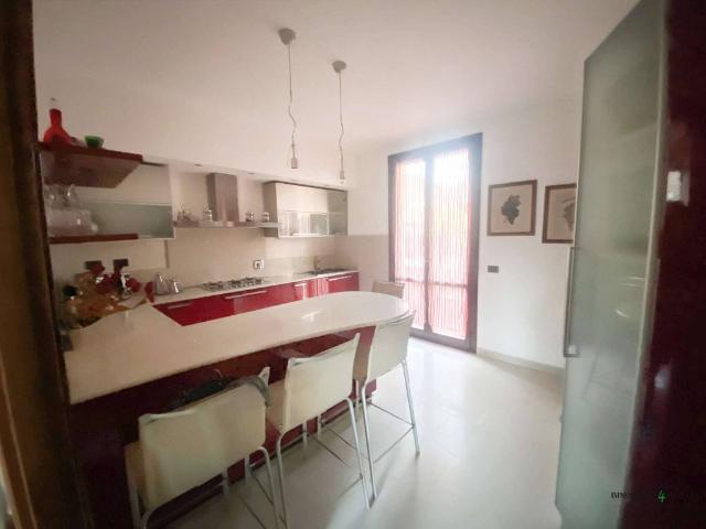 Villa Indipendente in vendita a Colline Matildiche, Re