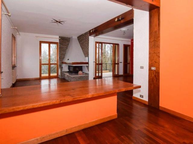 Villa Indipendente in vendita a Montecavolo, Quattro Castella