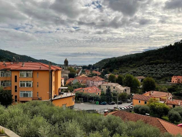 Villa Indipendente in vendita a Viarzo, Quiliano