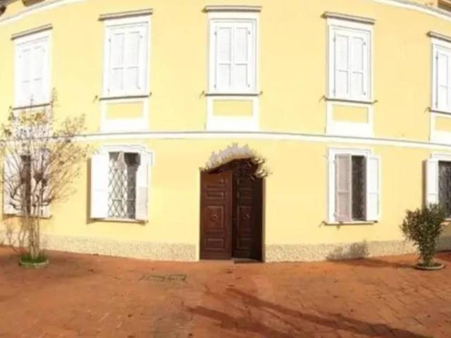 Villa Indipendente in vendita a Quingentole, Mantova