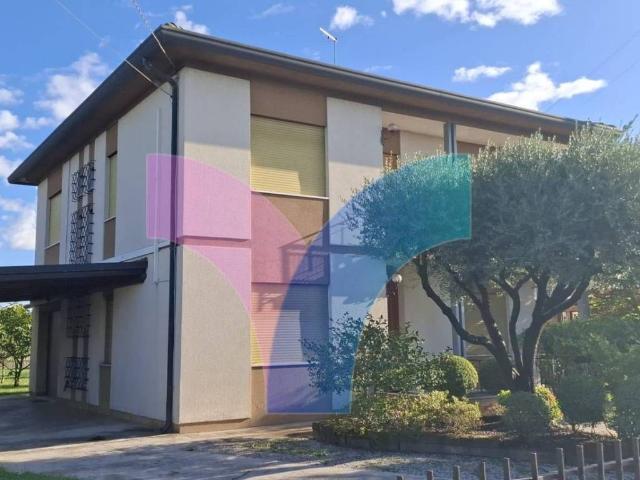Villa Indipendente in vendita a Santa Cristina, Quinto di Treviso