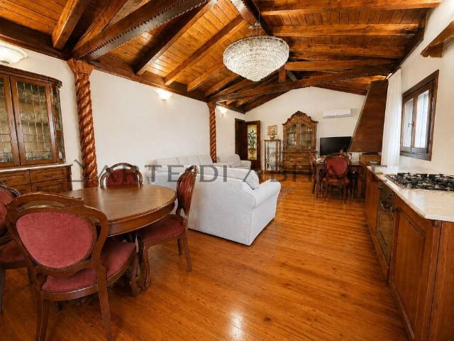 Villa Indipendente in vendita a Zecchina, Quinto Di Treviso