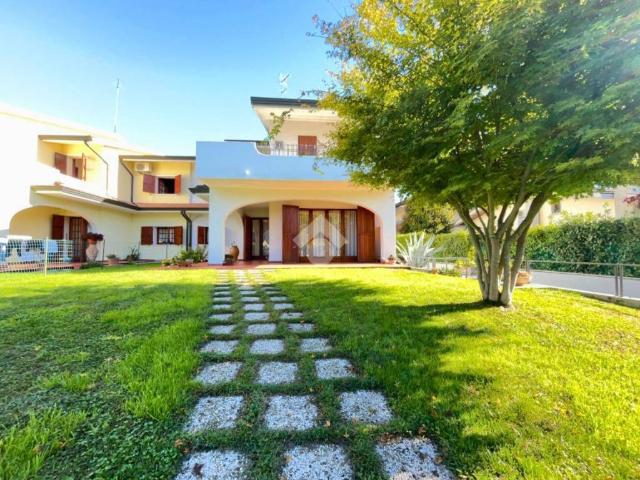 Villa Indipendente in vendita a Quinto Di Treviso, Veneto