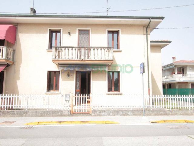 Villa Indipendente in vendita a Quinto Vicentino, Veneto