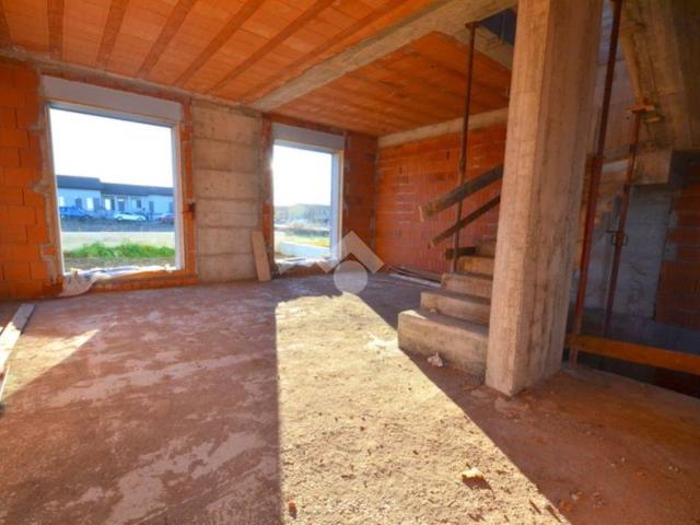 Villa Indipendente in vendita a Quinzano D'oglio, Lombardia