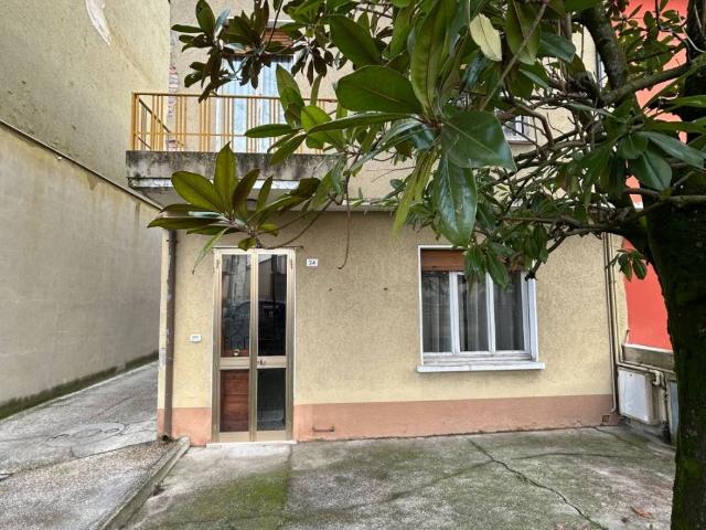 Villa Indipendente in vendita a Quistello, Lombardia