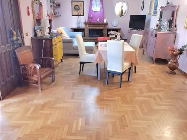 Villa Indipendente in vendita a Quistello, Lombardia