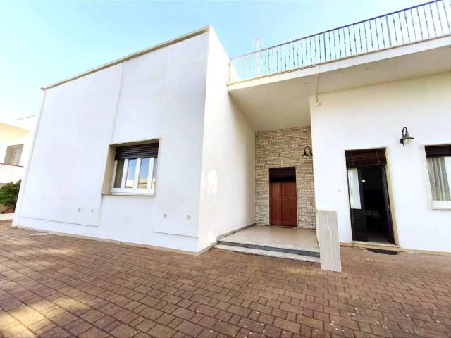 Villa Indipendente in vendita a Puglia, Lecce