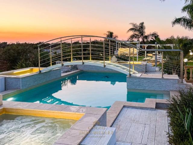Villa Indipendente in vendita a Puglia, Lecce