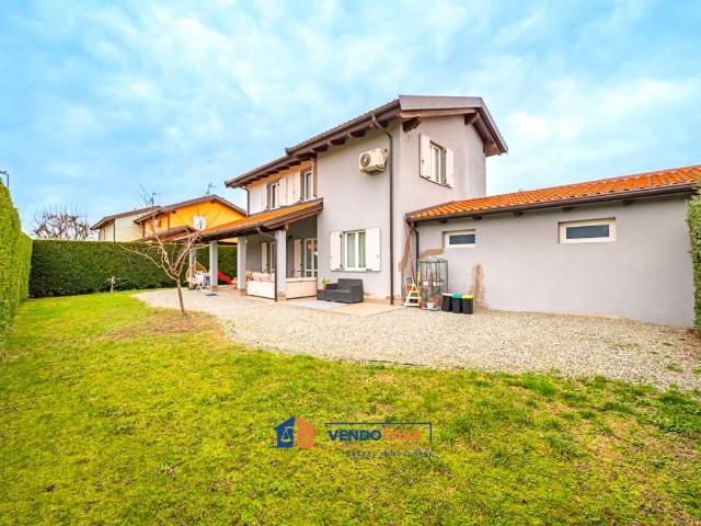 Villa Indipendente in vendita a Piemonte, Cuneo