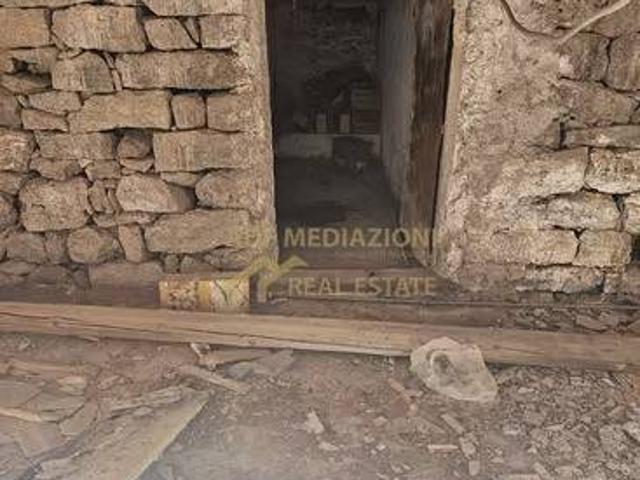 Villa Indipendente in vendita a Cisterna, Ragalna