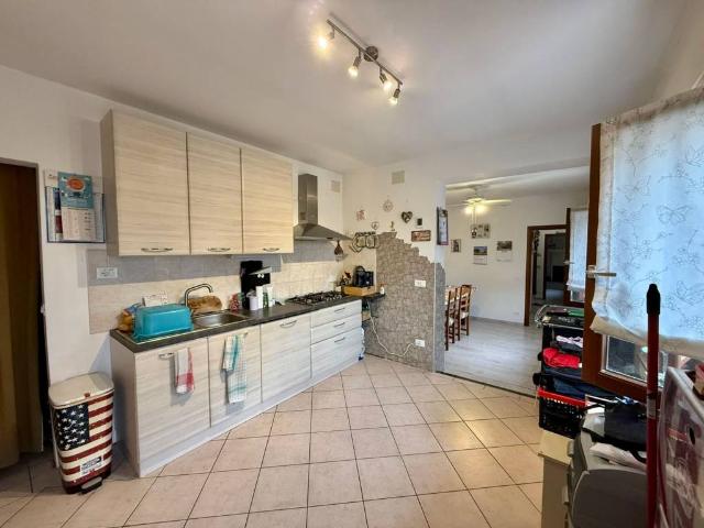 Villa Indipendente in vendita a Pignano / Pignan, Ragogna / Ruvigne